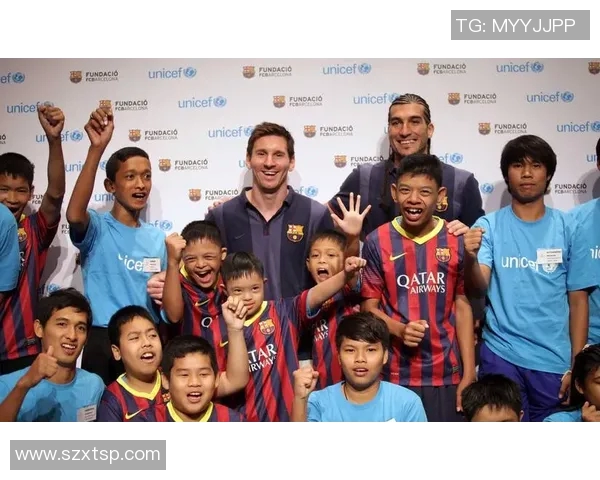 梅西引领足球热潮球迷热情追随他的传奇之路