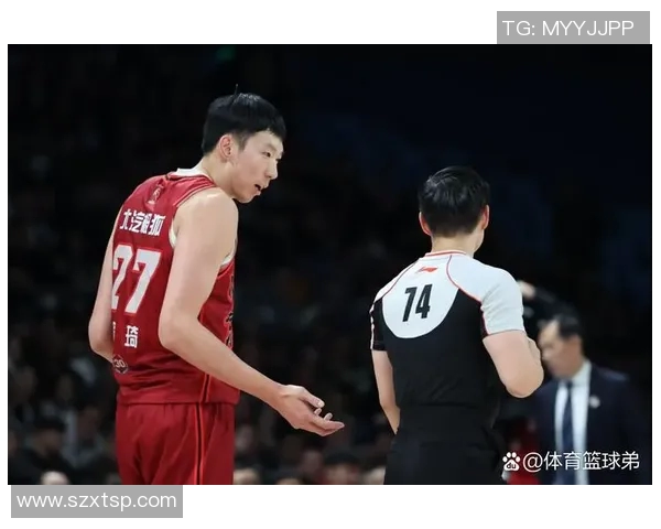 周琦在国际赛场的崛起与挑战：从青年才俊到篮球巨星的奋斗历程